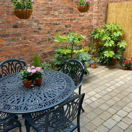 The Boutique Garden *