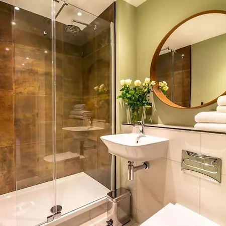 The Boutique Garden 요크